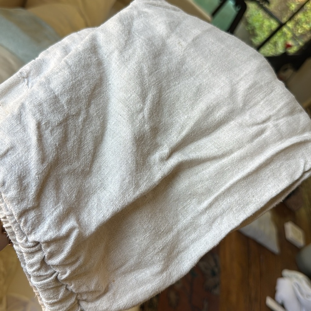 Reformation Oatmeal Linen Pants - Picture 11 of 14